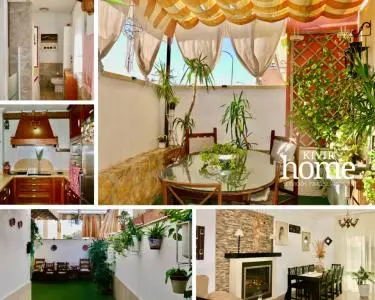 Chalet Adosado en Montequinto con 4 Dormitorios y Patio