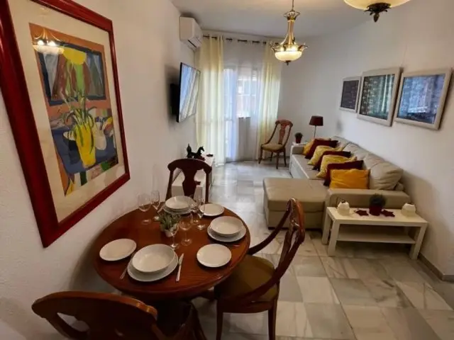 Apartamento 2 Dormitorios Torremolinos Alquiler Cerca Playa