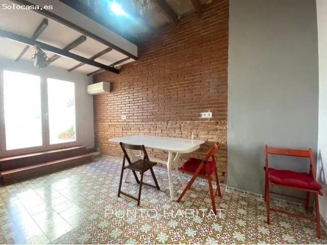 Atico Alquiler Eixample: Atico Reformado con Terraza