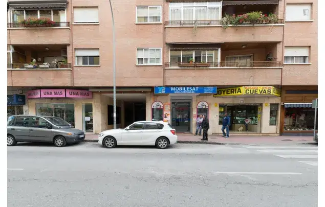 Alquiler Apartamento 5 Dormitorios Alcalá de Henares Estudiantes Trabajadores