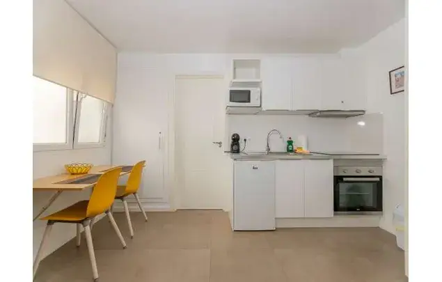 Estudio 30m2 Valencia Amueblado con Ascensor y Aire Acondicionado