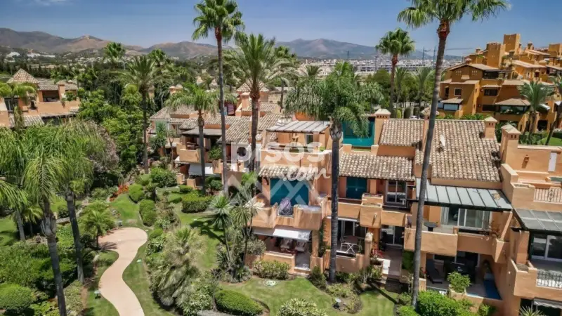 Casa Adosada de Lujo en Alcazaba Beach Estepona