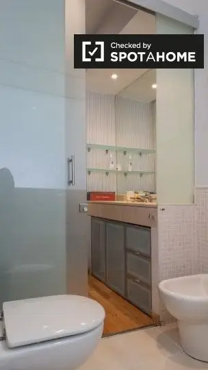Apartamento en Madrid 4 dormitorios 2 baños Alquiler Spotahome