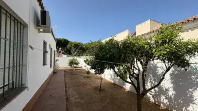 Chalet en Venta Cerca Playa La Barrosa Chiclana