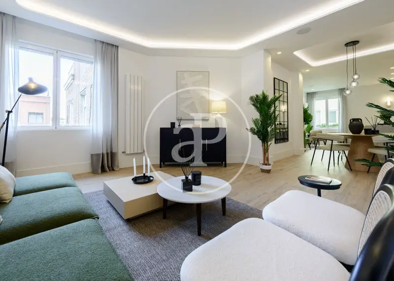 Piso de Lujo en Venta en Pintor Rosales Madrid