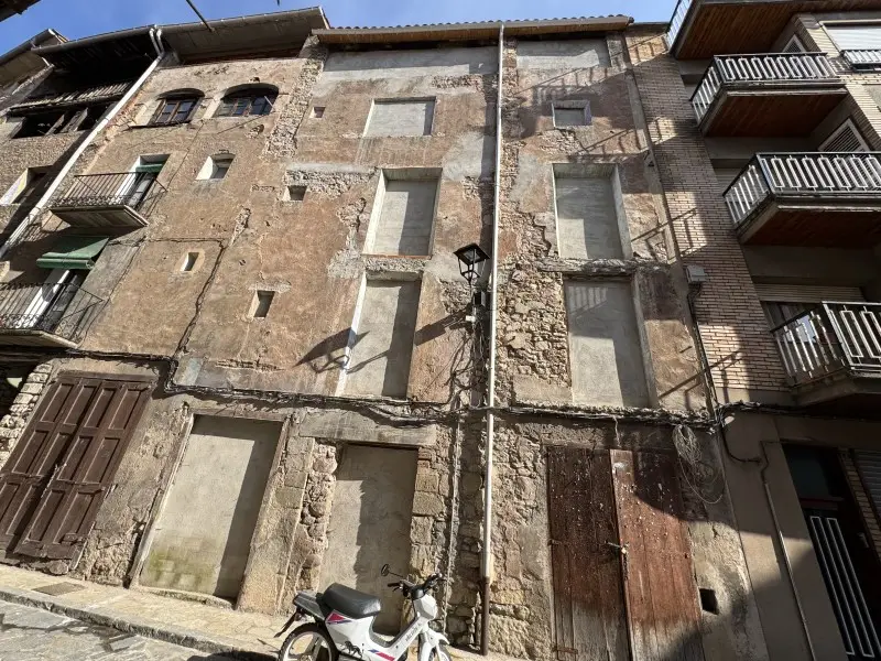 Casa en Venta La Pobla de Lillet con Terraza CIRE-01522