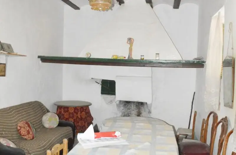 Casa de Campo 4 Dormitorios Villena 12 Hectareas
