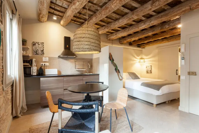 Apartamento Moderno y Rustico en el Centro de la Ciudad