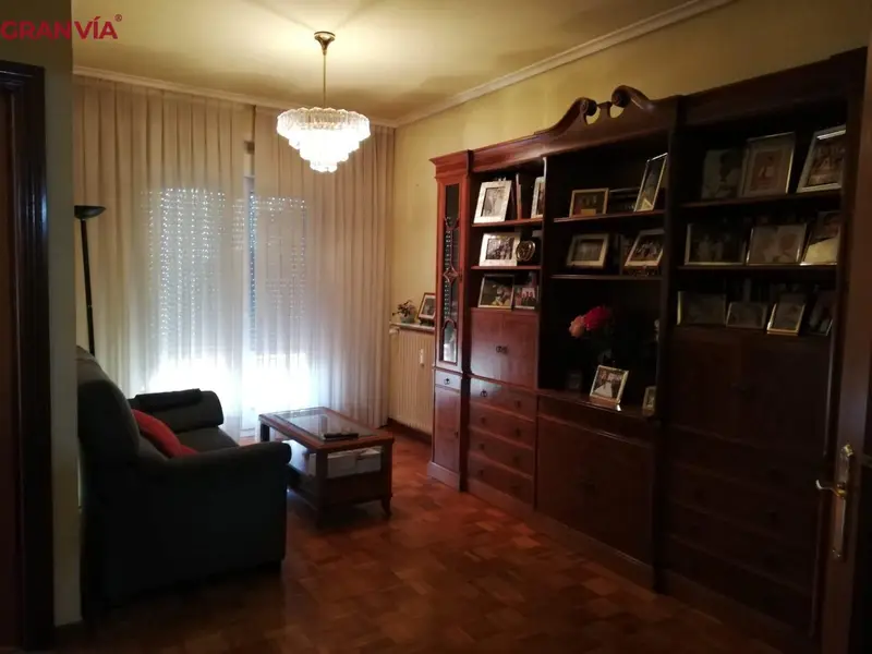 Venta Piso con calefacción en Centro Logroño