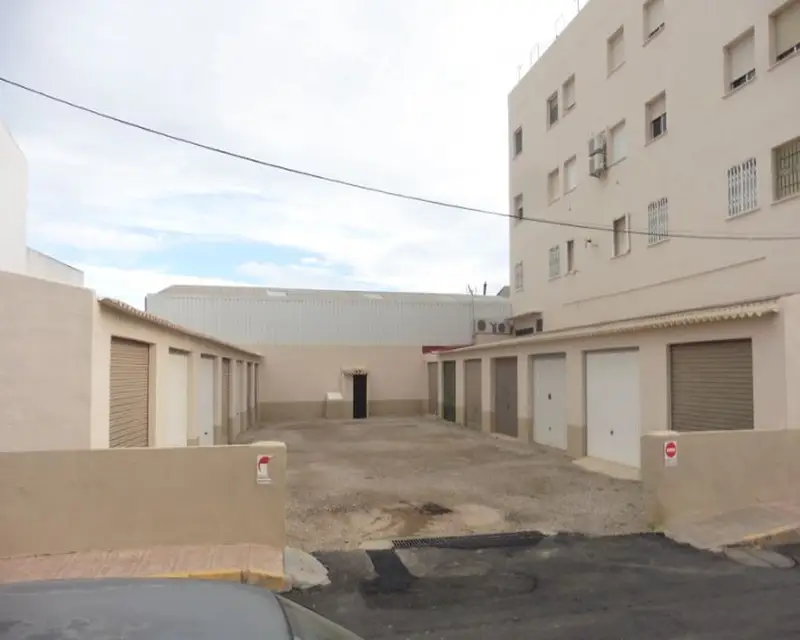 Garaje en Venta en San Miguel Pulpi