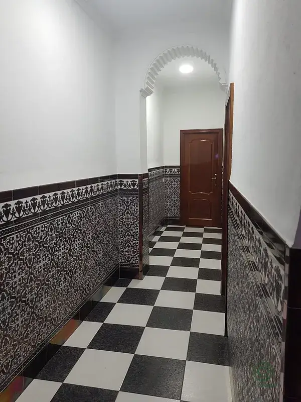 Casa 340m2 Sevilla 6 habitaciones 3 baños Garaje Terraza