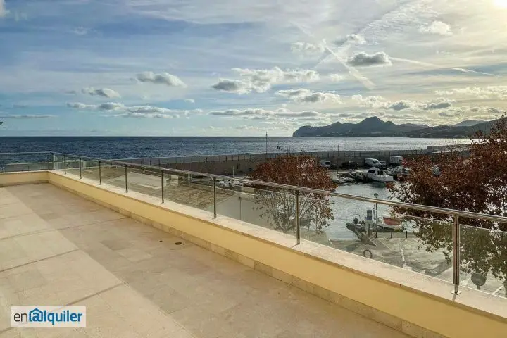 Piso de Lujo en Cala Ratjada con Vistas al Mar