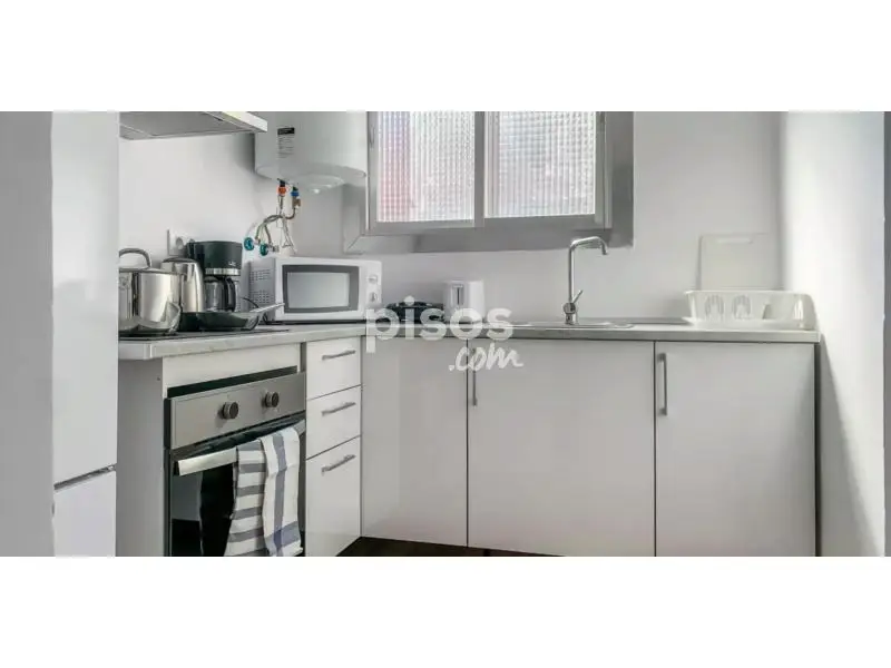 Habitaci
ón Doble en Coliving Pubilla Cases para Estudiantes y Profesionales