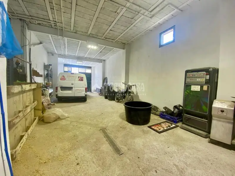 Plaza de garaje en venta en C León XIII 93m²