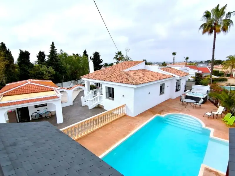 Apartamento en Venta Rojales 3 Dormitorios Piscina Aire Acondicionado