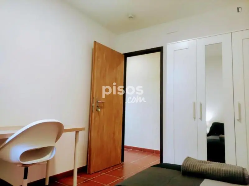 Habitación en Bellaterra cerca UAB - Estudiantes