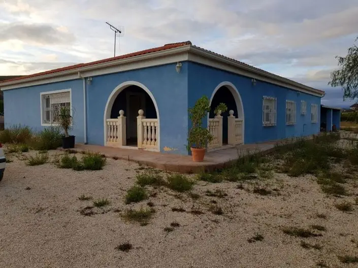 Villa de 4 dormitorios en venta cerca de La Romana