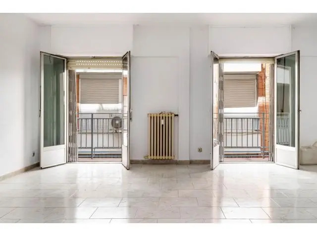 Piso en venta en Calle San Vicente Ferrer Granada