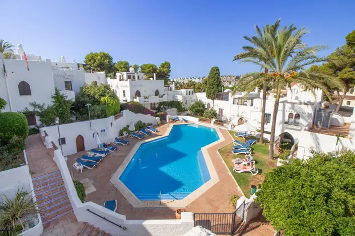 Adosado 1 Dormitorio Puerto Banus Cerca Playa Inversi	ón
