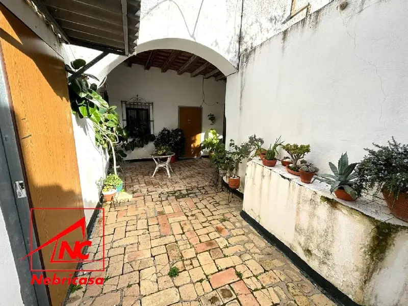 Venta 4 Apartamentos Centro Lebrija 254m2 Inversores