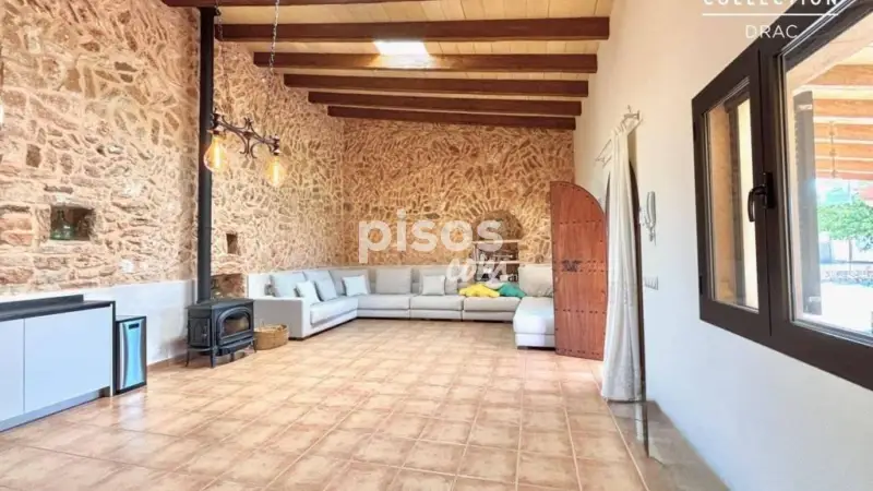 Casa en Alquiler Santanyi con Piscina y Amplia Parcela