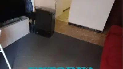 Piso en Venta en Valentine para Reformar