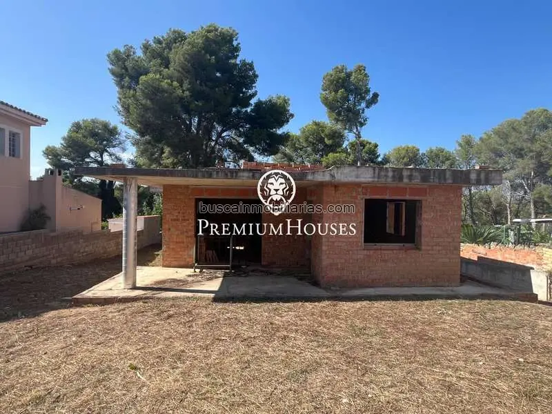 Parcela Edificable 986m² en Escorpí Tarragona Proyecto Vivienda Unifamiliar