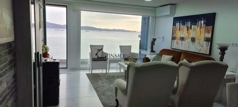 Apartamento en Raxó con Vistas al Mar