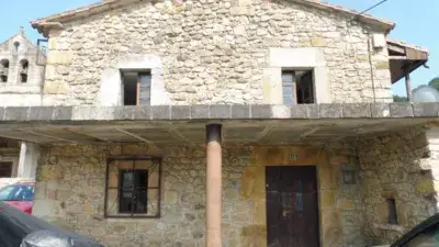 Casa Rústica en Venta en Saro Quintanal Santander