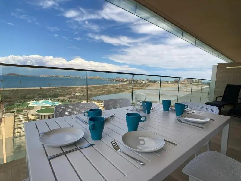 Apartamento en Playa Paraiso Mar Menor con Vistas al Mar