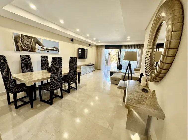 Apartamento Lujo 2 Dormitorios Puerto Banus