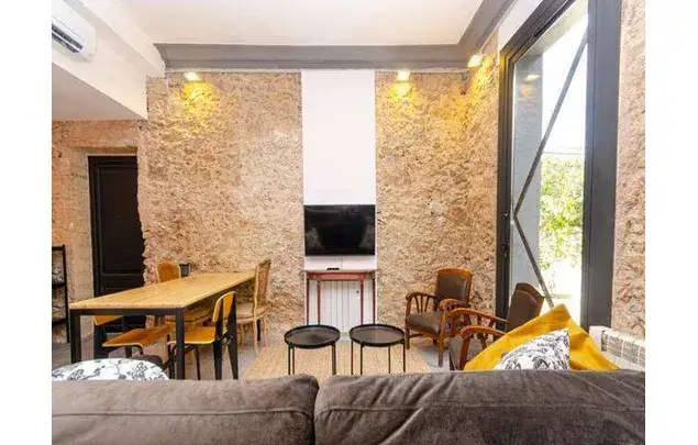 Rent a room of 14 m² in Barcelona