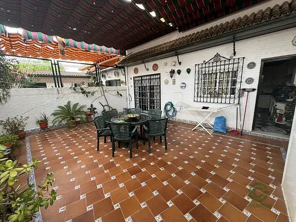 Casa Adosada en Ciudad Blanca Sevilla 4 Dormitorios 2 Banos