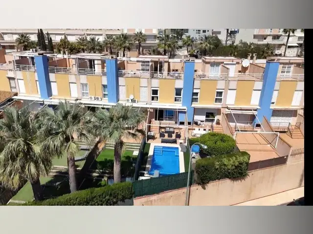 Villa en Calas de Campoamor con Vistas al Mar