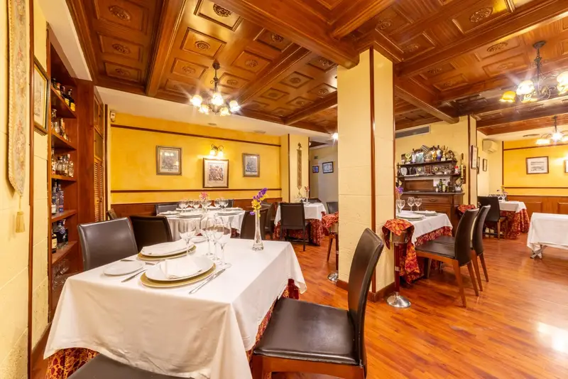 Venta Restaurante Equipado Centro Almería
