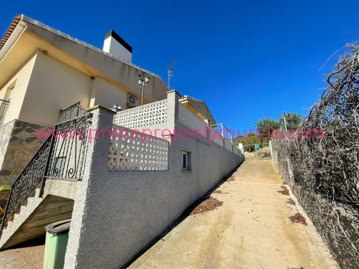 Villa de 10 Dormitorios en Venta en Totana