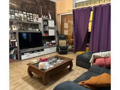 Vivienda independiente con solar en La Camella