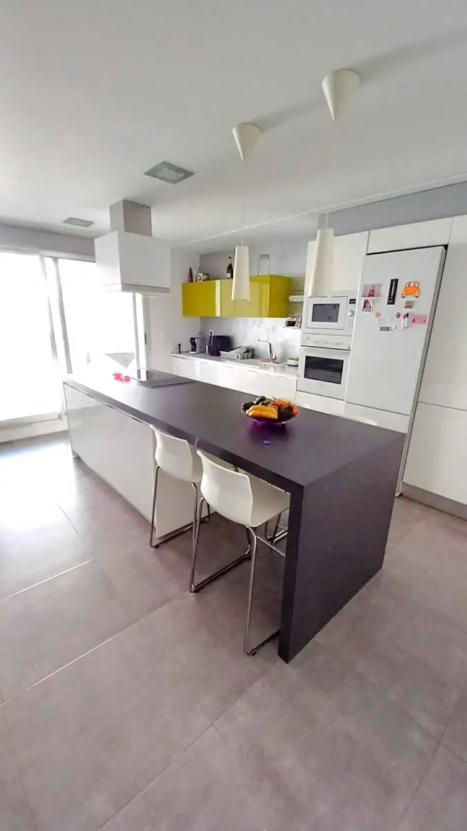 Casa en Venta Villalonga 3 Plantas Terrazas Garajes