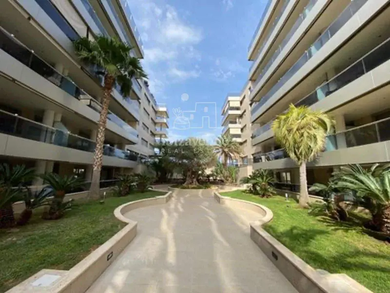 Alquiler Piso Moderno Nueva Ibiza 2 habitaciones 2 baños