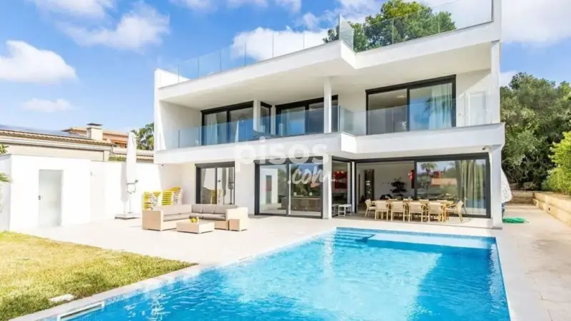 Chalet de Lujo en Venta en Nova Santa Ponsa Mallorca