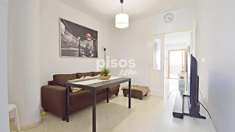 Piso en Venta en Urbanizacion Privada con Piscina