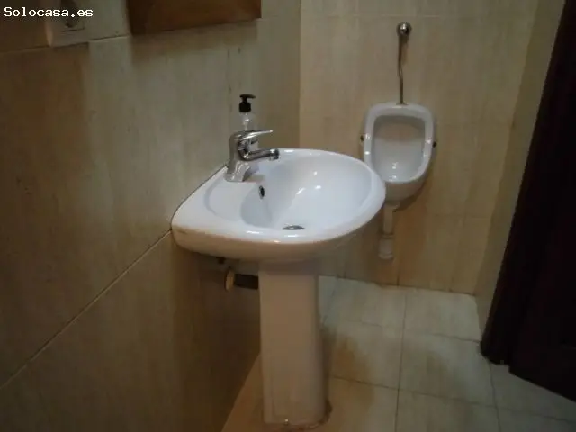 Local Comercial en Ciudad Real cerca de la Universidad