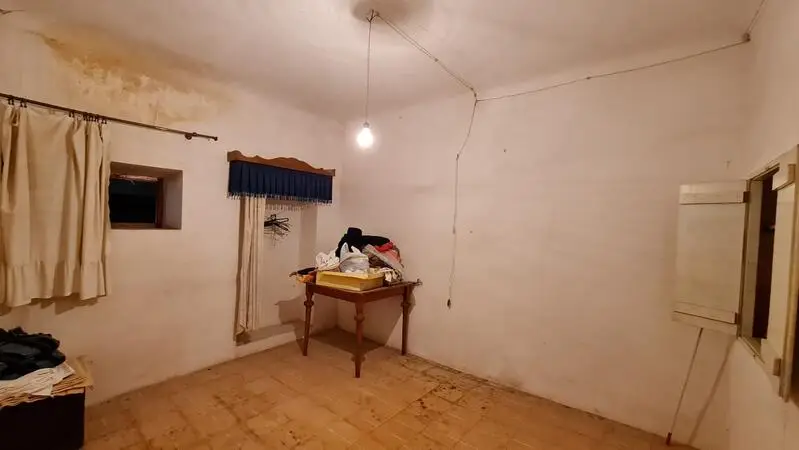3 Dormitorios Adosado en Pinoso para Reformar