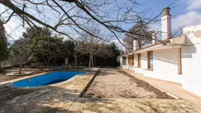 Casa en venta en Castellbell i el Vilar con piscina y terreno