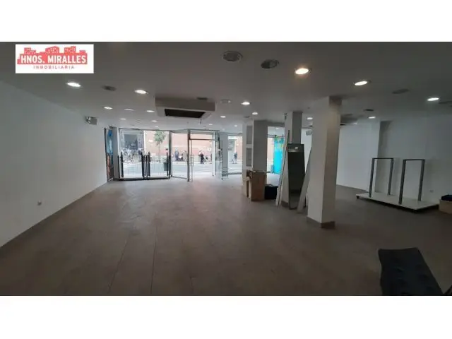 Local Comercial 200m2 Elche Zona Transitable