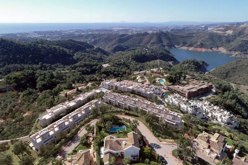Áticos de Lujo en Venta Marbella Vistas Panorámicas