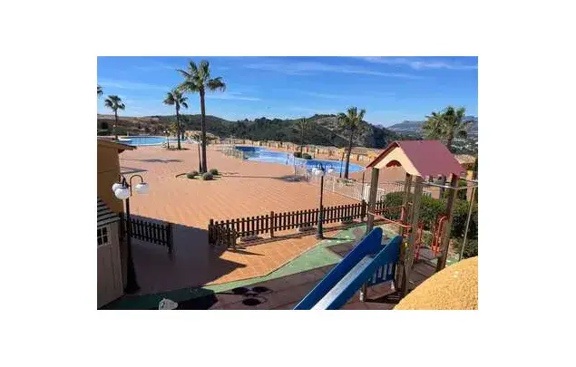 Alquiler Apartamento 2 Dormitorios 75m2 Golden Valley