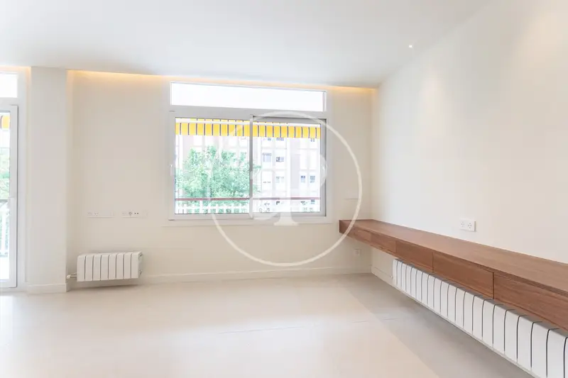 Piso en Sarria 125m2 3 habitaciones 2 baños nuevo a estrenar