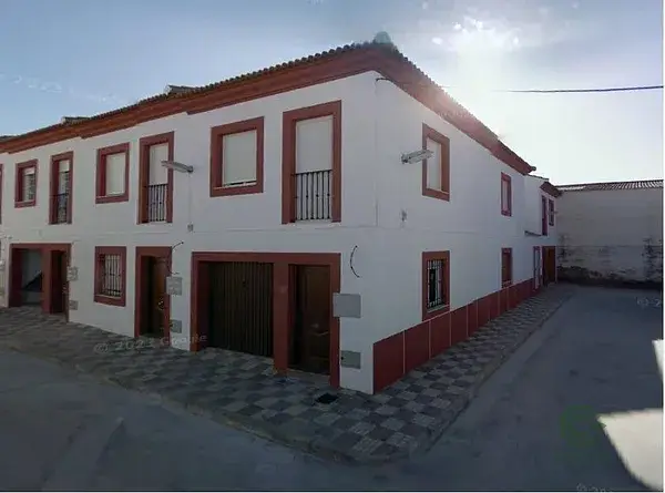 Casa Adosada en Fuente Carreteros Cordoba Para Inversores