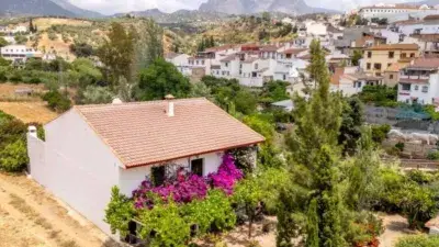Casa Rustica Riogordo: Dos Viviendas, Jardin y Vistas